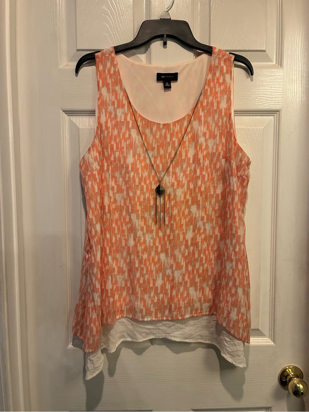 AB Studio Orange and White Patterned Sleeveless Tank Top
